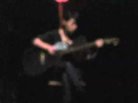 2/16 Kaki King - Holding The Severed Self @ TAGV, Coimbra, Portugal (13/04/2012)