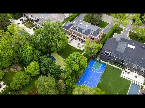 31 Sandringham Drive, Toronto