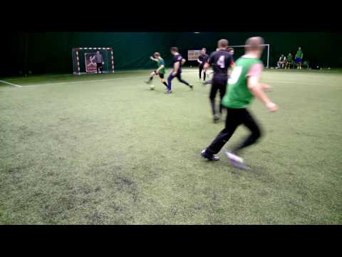 StrefaFutbolu.pl: Los Esperantos - Przyjaciele Fryzjera