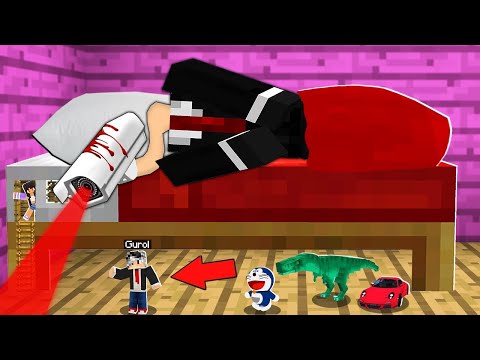 KAMERA ADAM'ın EVİNDE KÜÇÜLEREK 1 GECE GEÇİRDİM 😱 - Minecraft