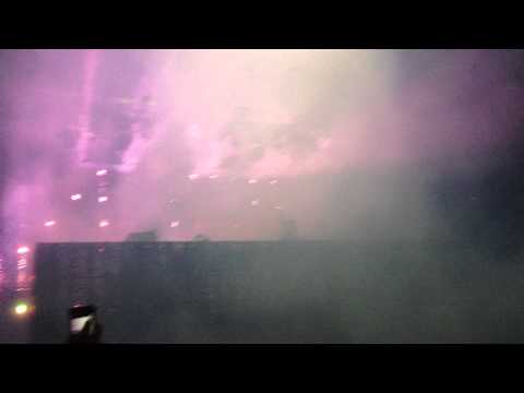 Avicii - I Could Be The One (Live) @Electric Zoo 2013 Opening