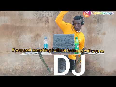 @officialtimaya Live on stage 😂😂😂 Timaya want scatter the show