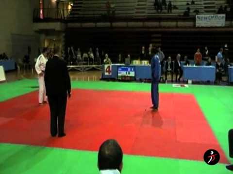italiajudo.com_Camp Ita Assoluti 2011 - Bintu Fofana vs Valentina Giorgis - Finale 3° posto kg63
