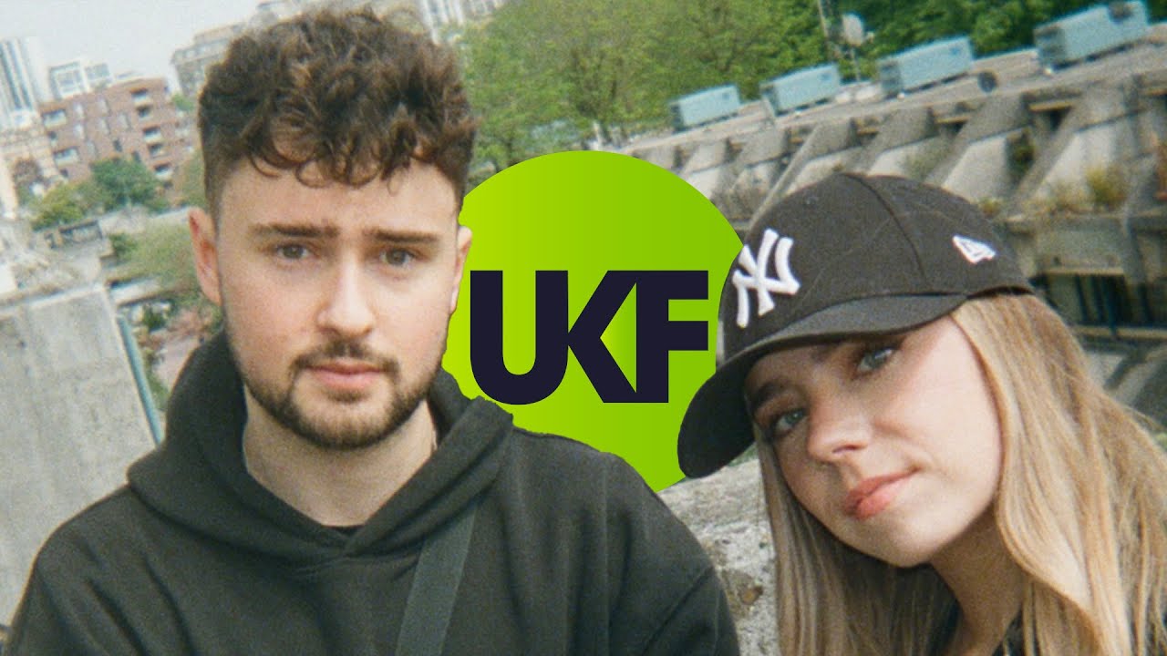 Arcando & A Little Sound - Stars