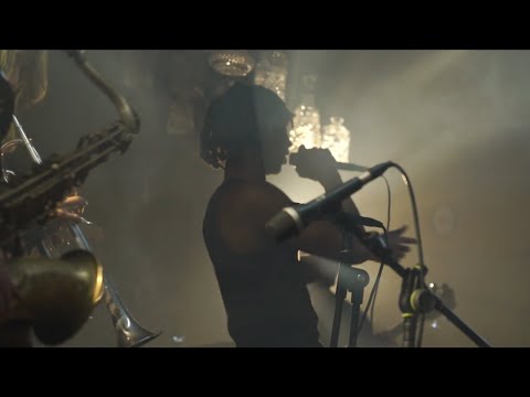SK Simeon - Round Of Applause (feat. The 4'20' Sound Band) - Live @ The Work Pod