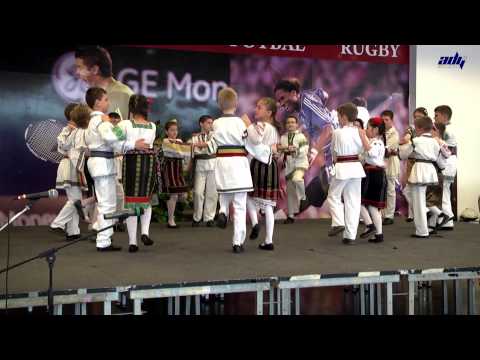 Dansuri populare - clasa a-III-a B, sc.gen.nr. 3 Falticeni - 11 mai 2013
