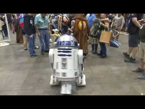 R2D2 Megacon 2023