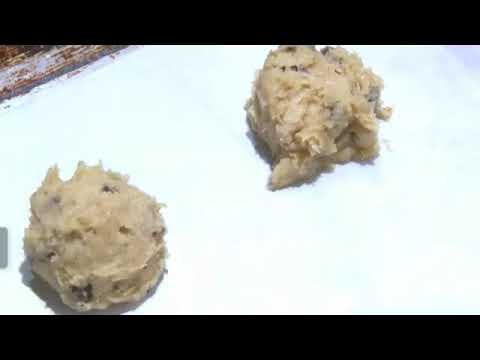 How to Use Parchment Paper for Baking