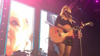 We Should Be Friends - Miranda Lambert - Rockford, Illinois