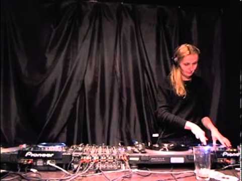 Joana and Oliver Ton @ RTS.FM - 14.04.2011