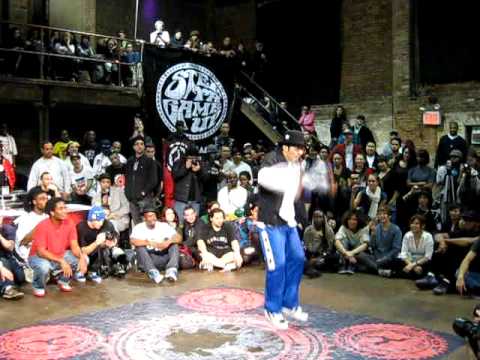 Juste Debout NYC 2011 - Khan - Judge Move (USA Qualifiers)
