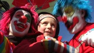 Globoan hegan: Pirritx eta Porrotx