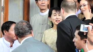 US Special Envoy, Derek Mitchell Meets with Daw Aung San Suu Kyi
