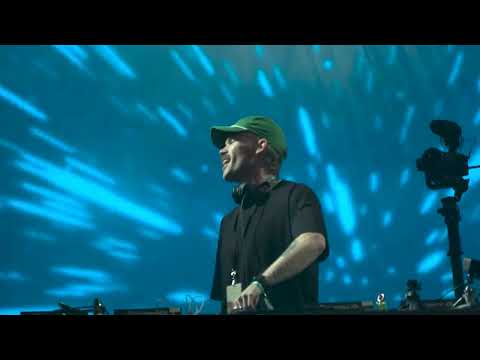 Beyond The Valley — Nelly Furtado & Dom Dolla performing Glue x Say It Right