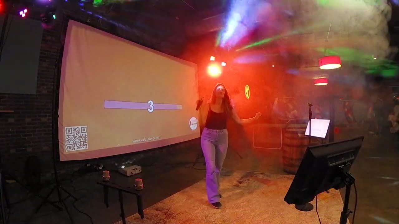 Promotional video thumbnail 2 for Knoxville Mobile Karaoke