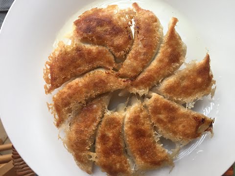 Easy potstickers that's crisp and delicious