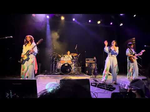 QWER ‘D-Day’ Rockation live in Brooklyn New York 큐더블유이알 251031 4K