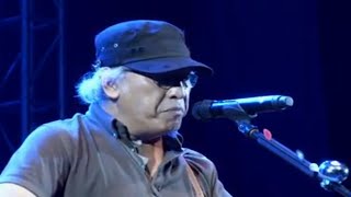 Download lagu Iwan Fals - Live Sarjana Muda Konser Top Nation Coffee mp3