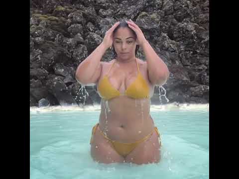 download lagu mp3 mp4 Vahbbiz Dorabjee Nude, download lagu Vahbbiz Dorabjee Nude gratis, unduh video klip Vahbbiz Dorabjee Nude