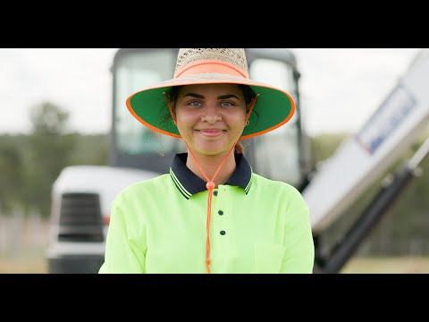 Archaeological training on country