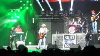 Toby Keith - Wacky Tobaccy (Bluesfest 2017)