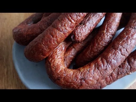Kiełbasa swojska! Domowe wyroby/wędzenie kiełbasy/Pyszna domowa kiełbasa/życie w uk/ZanciaTV