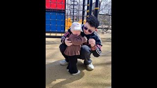 Download lagu The little baby who doesn't want to walk breaks Dad's heart. However, Baby, the path of life must b mp3 Download lagu The little baby who doesn't want to walk breaks Dad's heart. However, Baby, the path of life must b mp3