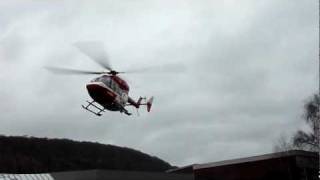preview picture of video 'Hubschrauber Christoph Dortmund startet in Neheim Europcopter DRF Luftrettung'