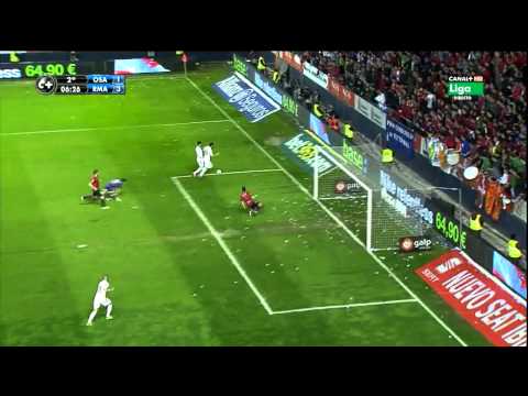 Super Fail Higuain (ft. Ronaldo) Osasuna - Real Madrid
