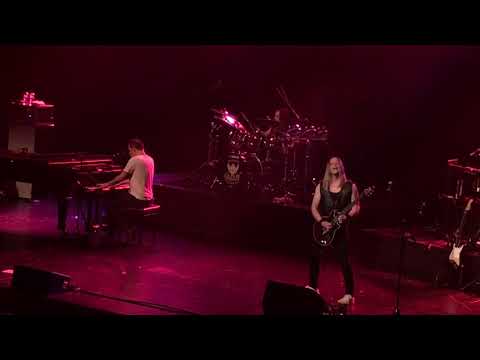 Marc Martel - Ave maria & Bohemian rhapsody - Auckland