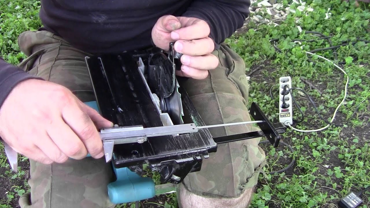 Пила циркулярная Makita 5604RK  950Вт 5000об/мин 165x20мм макс.пропил 54мм в кейсе