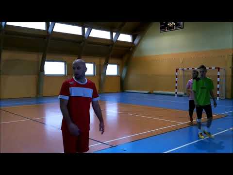 XI kolejka halówki  LZS Fijewo - DRWĘCA Zielkowo 0:10 (0:4)  migawki