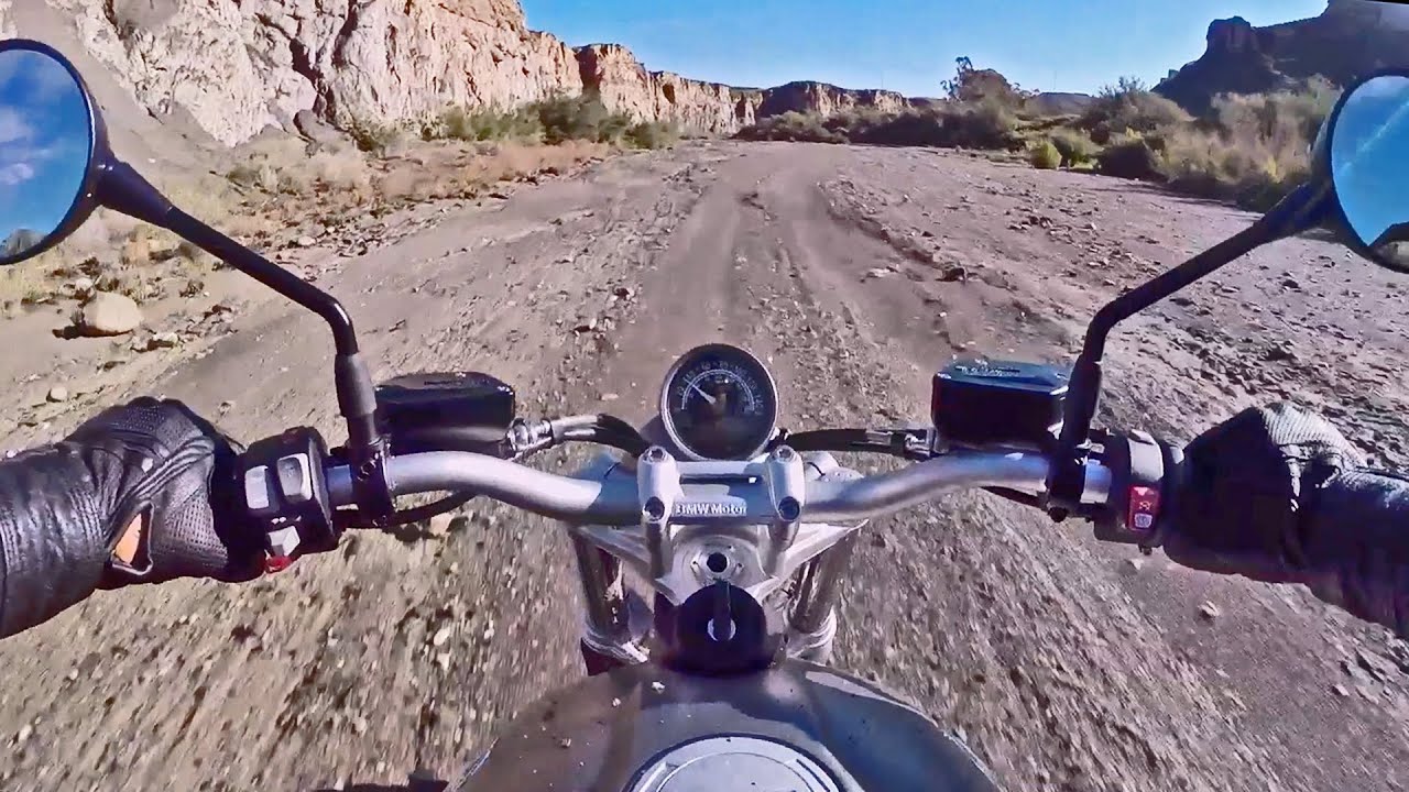 2016 BMW R nineT Scrambler - Off Road Driving