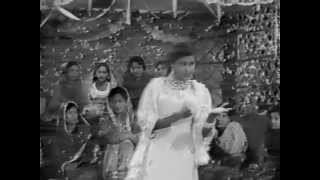 Yakke Wali - Pehli Pehli War Menu Devar Lain Aaya - YouTube