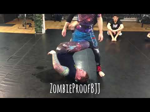 Le Heel Hook de Jon Calestine lors de l'EBI 15