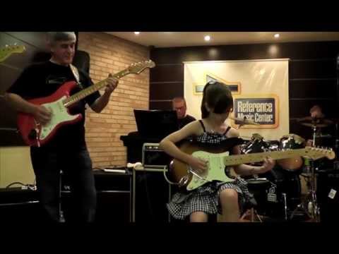 Lorena Braco (9 anos) e The Mouth Bell´s - Geronimo - The Shadows