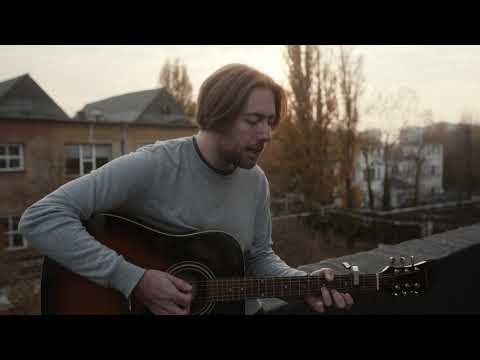 A Király Halott - Maradj! (akusztikus verzió)