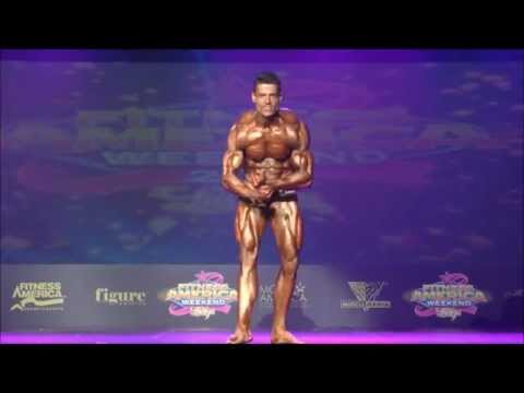 2011 Musclemania Sasho Ognenovski