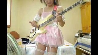 [問卦] 男穿半透明襯衫的是在幹嘛？