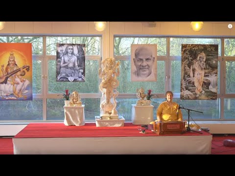 Live Satsang mit Shivakami - 07:00 Uhr 31.03.2020