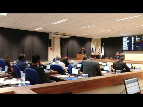 Vereadores debatem morte de jovem por guarda municipal durante sessão