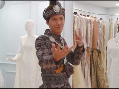 Comel je teah dengan ammor pakai  baju kahwin😂