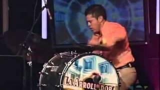 El Muchacho Alegre - La Arrolladora Banda El Limón (Sold Out Desde Los Angeles)