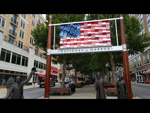 Statues of Lincoln, Washington, and Douglass by Ivan Schwartz in National Harbor, Maryland