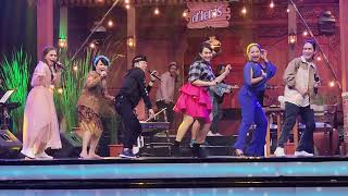Download lagu SERUNYA RATNA LISTY JOGET BARENG ELVI ZUBAY, DIMAS TEJO DAN JAGAD ARIYANI DI DTERAS TVRI. mp3