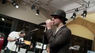 Maximo Park - Brain Cells (Live at joiz)