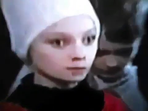Los extraños niños que acompañaron a Vladimir Putin. Djinns? Walk-ins? Los extraños niños que acompañaron a Vladimir Putin. Djinns? Walk-ins?