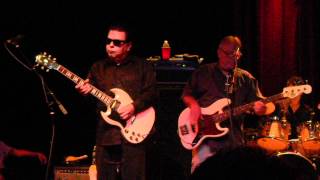 Los Lobos &quot;That Train Don&#39;t Stop Here Anymore&quot; 07-12-12 FTC Fairfield CT