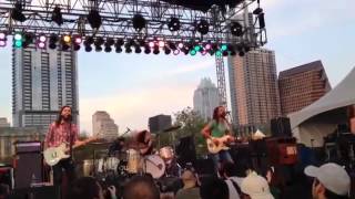 Bare hands Bare Feet - The Bright Light Social Hour 👋👣 #Atx #sxsw #AuditoriumShores