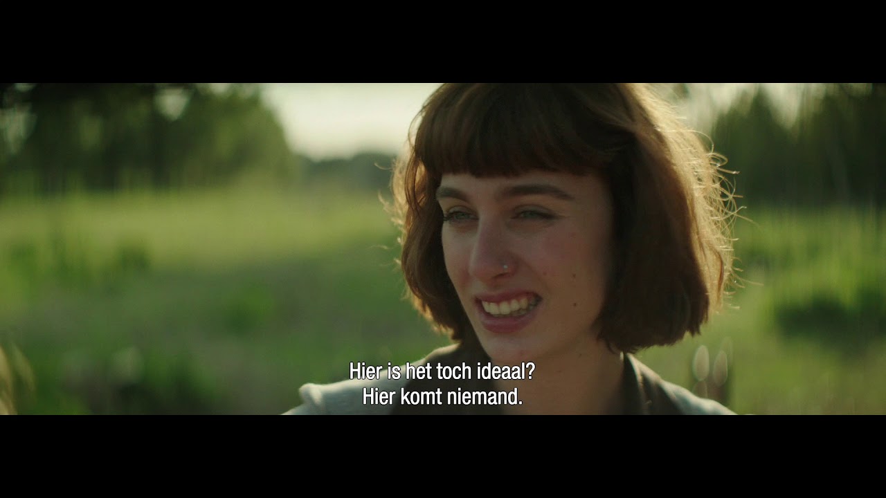 WIJ scène uitkleden